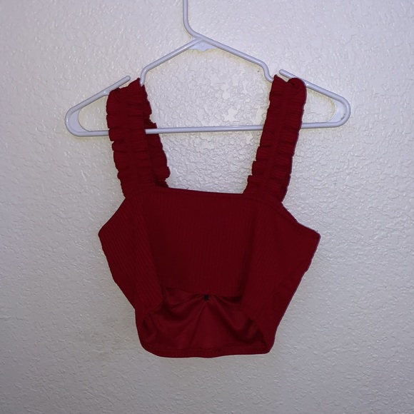 RED RUFFLE CROP TOP - Picture 2 of 3